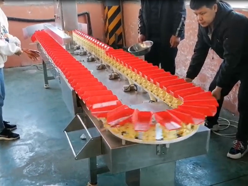 小黃魚(yú)串分選機(jī)、分魚(yú)機(jī)、分級(jí)機(jī)